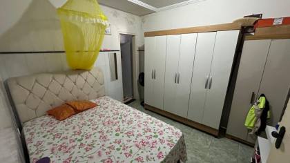 Casa no Centro de Itabaiana com 4 quartos 1 suíte 3 banheiros, e fácil acesso ao comércio.