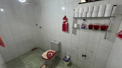 Casa no Centro de Itabaiana com 4 quartos 1 suíte 3 banheiros, e fácil acesso ao comércio.