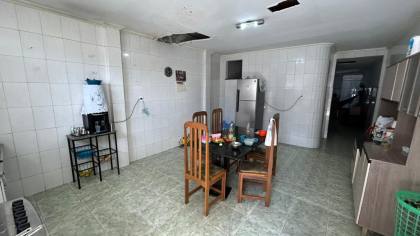 Casa no Centro de Itabaiana com 4 quartos 1 suíte 3 banheiros, e fácil acesso ao comércio.