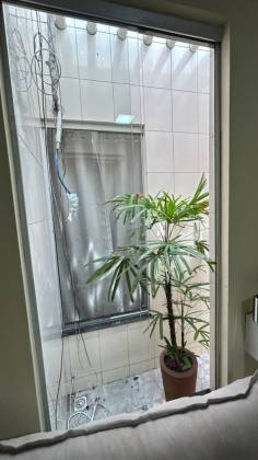 Casa no Centro de Itabaiana com 4 quartos 1 suíte 3 banheiros, e fácil acesso ao comércio.