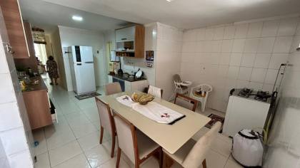 Casa no Centro de Itabaiana com 4 quartos 1 suíte 3 banheiros, e fácil acesso ao comércio.