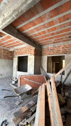 Casa em construção com 3 quartos 1 suítes em Itabaiana