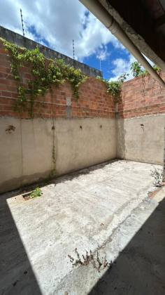 Casa em construção com 3 quartos 1 suítes em Itabaiana