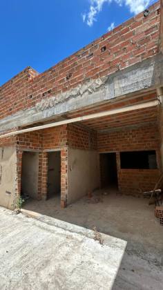 Casa em construção com 3 quartos 1 suítes em Itabaiana