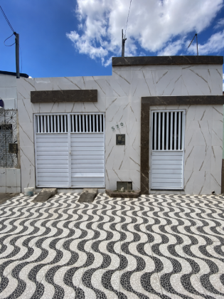 Casa Para Vender com 3 quartos 1 suítes no bairro Rotary em Itabaiana