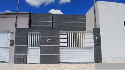 Casa com 3 quartos 1 suítes no bairro Marcela (Santa Mônica) em Itabaiana