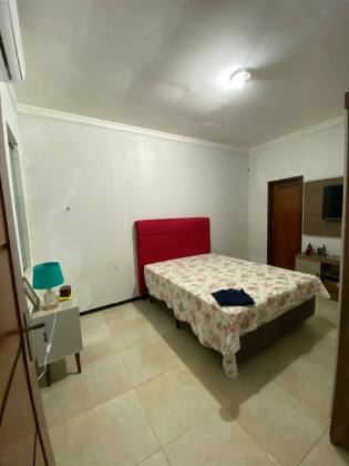 Casa perto do shopping Peixoto com 3 quartos 2 suítes no bairro Oviedo Teixeira (Lê Corbusier) em Itabaiana