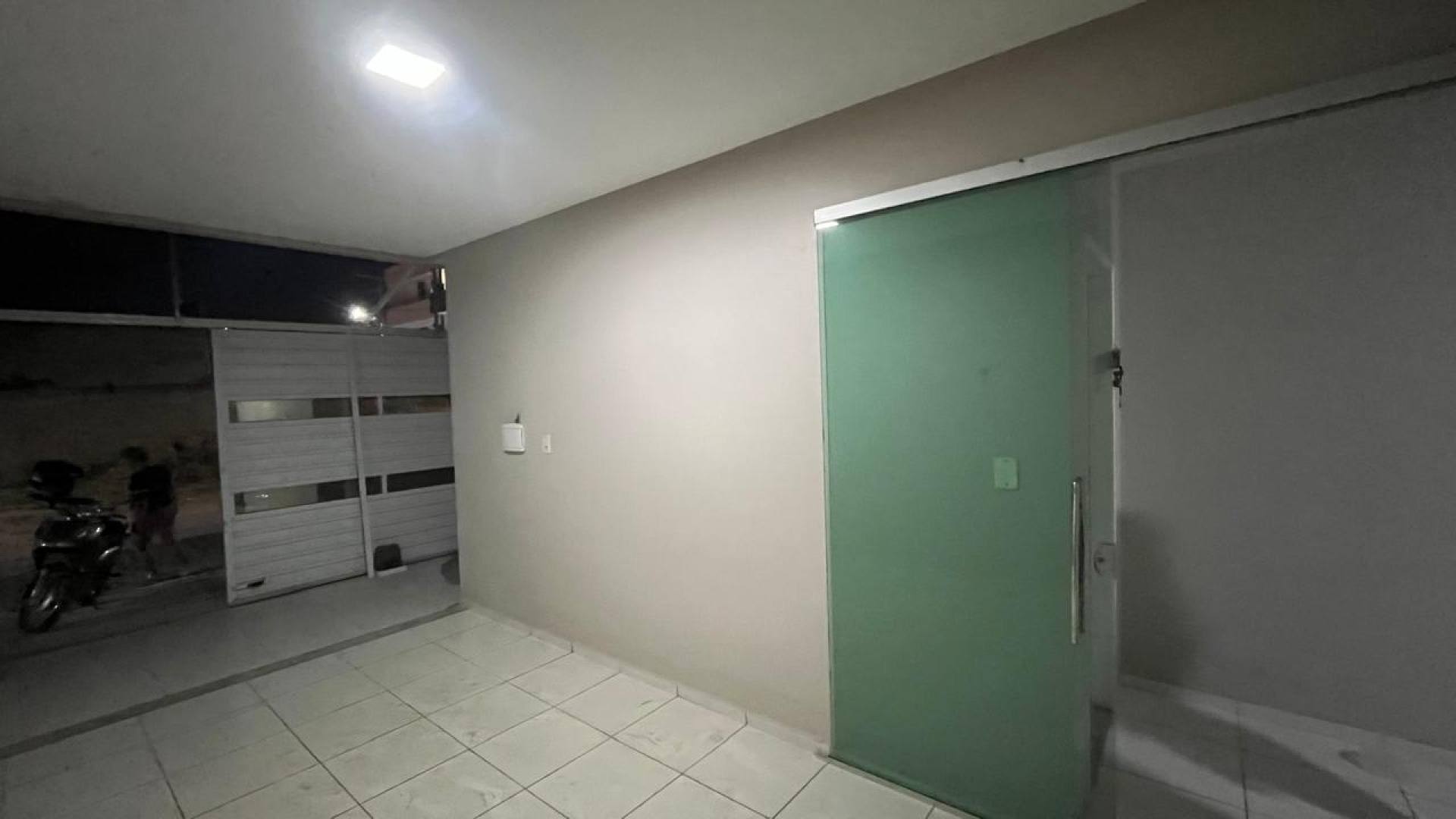 Casa com 2 quartos 1 suítes no bairro Rotary em Itabaiana