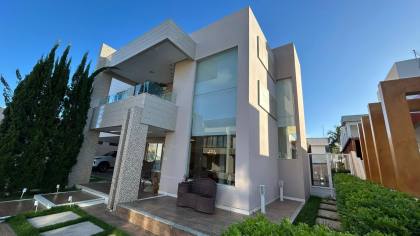 CASA DE ALTO PADRÃO NO CONDOMÍNIO SANTO ANTÔNIO COM 5 QUARTOS, 3 SUÍTES, 2 AMPLOS CLOSET, 7 BANHEIROS, PISCINA E MUITO MAIS! - ITABAIANA/SE