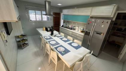 CASA DE ALTO PADRÃO NO CONDOMÍNIO SANTO ANTÔNIO COM 5 QUARTOS, 3 SUÍTES, 2 AMPLOS CLOSET, 7 BANHEIROS, PISCINA E MUITO MAIS! - ITABAIANA/SE