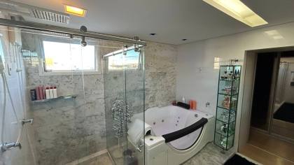 CASA DE ALTO PADRÃO NO CONDOMÍNIO SANTO ANTÔNIO COM 5 QUARTOS, 3 SUÍTES, 2 AMPLOS CLOSET, 7 BANHEIROS, PISCINA E MUITO MAIS! - ITABAIANA/SE