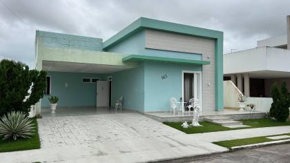 Casa de Alto Padrão no Condomínio Chiara Lubich, com 3 quartos, 2 suítes, e muito mais. Itabaiana/SE