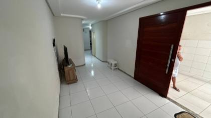 Casa com: 3 quartos, 1 suíte, no bairro Porto em Itabaiana.