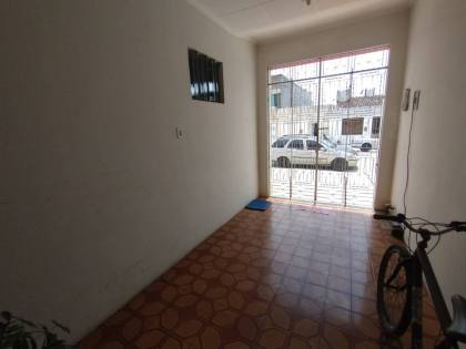 Casa com 3 quartos, e bem localizada no bairro Rotary Club em Itabaiana