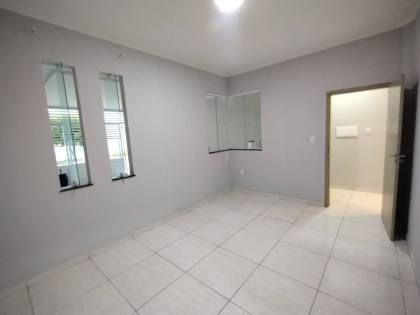 Casa com: 2 quartos amplos, 1 suíte, no bairro São Cristóvão em Itabaiana.