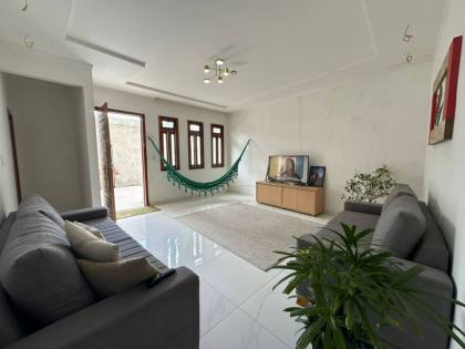 Casa com 3 quartos, 1 closet, e 1 suíte no bairro São Cristóvão (José Carlos Machados, Mutirão, etc) em Itabaiana