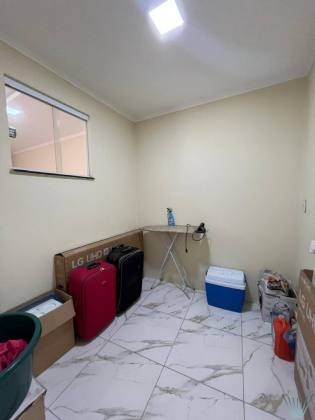 Casa com 3 quartos, 1 suíte, e com oportunidade de negócio! No bairro Porto em Itabaiana.