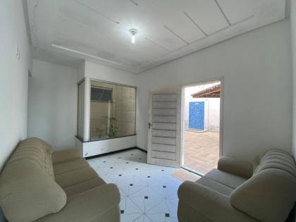 Casa com piscina, e varanda gourmet, em Itabaiana no Povoado Poções.