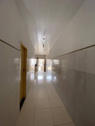 Casa com excelente localização, no Centro de Itabaiana.