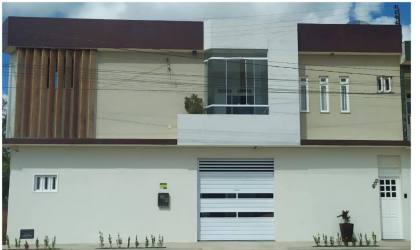 Imóvel com 3 quartos, 1 suíte, e garagem ideal para comércio. -No bairro Sitio Porto/Itabaiana/SE