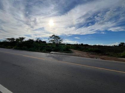 Terreno na rodovia que dá acesso a Moita Bonita - BR 170 - Itabaiana/SE