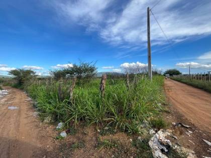 Terreno na rodovia que dá acesso a Moita Bonita - BR 170 - Itabaiana/SE