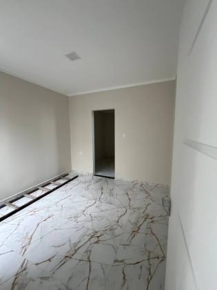Casa financiável! Com 3 quartos, 2 banheiros, 1 closet.  No loteamento José Carlos Machado.