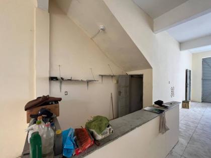 Imóvel com: 3 quartos, 1 suíte e garagem com 8 vagas! no Bairro Serrano - Itabaiana/SE