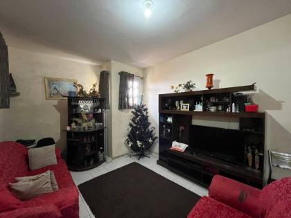 Imóvel com: 3 quartos, 1 suíte e garagem com 8 vagas! no Bairro Serrano - Itabaiana/SE