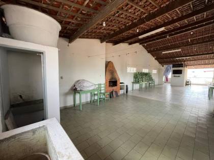 Imóvel com: 3 quartos, 1 suíte e garagem com 8 vagas! no Bairro Serrano - Itabaiana/SE