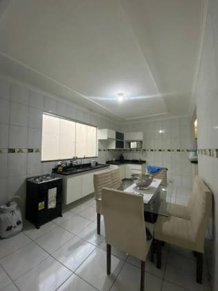 Casa com: 3 quartos, 1 suíte, e muito mais! No bairro Marianga (Chiara) em Itabaiana.