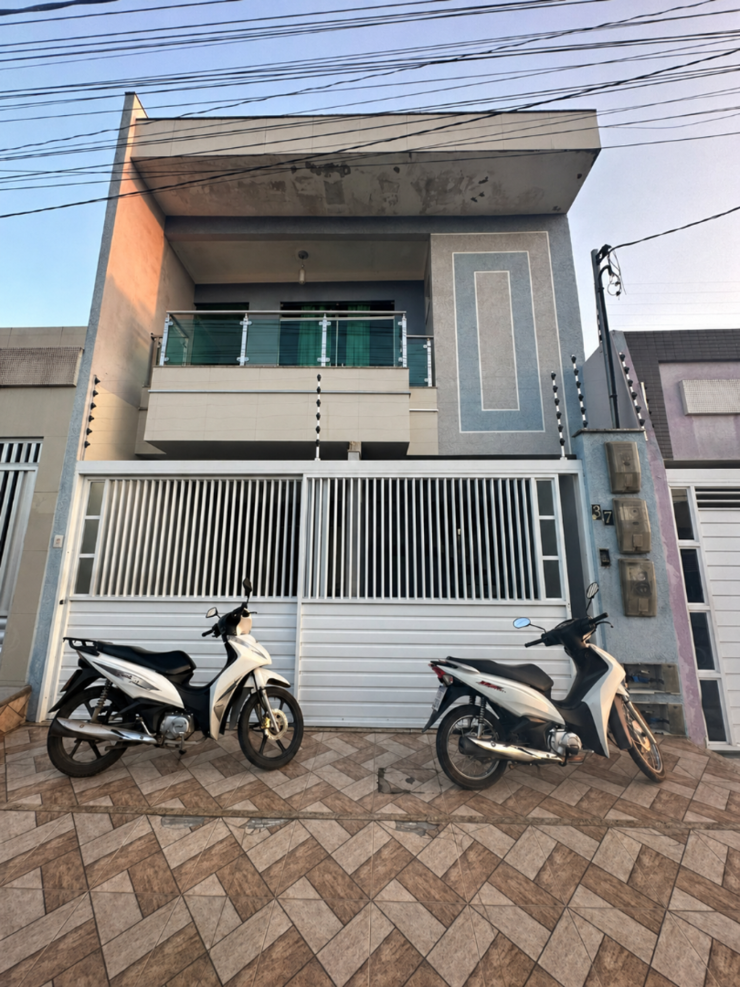 Casa com 6 quartos, 2 suítes, e 4 banheiros no bairro Porto em Itabaiana