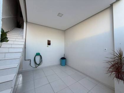Imóvel com 2 pavimentos no bairro do Chiara - Itabaiana/SE