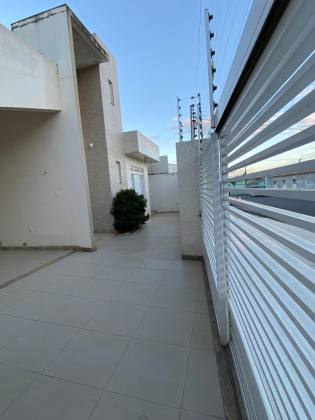 Imóvel próximo ao Atakarejo, com 4 quartos, 325m2, área central de Itabaiana