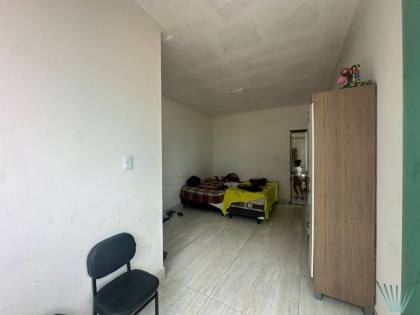 Casa com 3 quartos espaçosos, 1 suíte, ampla garagem, e muito mais! No bairro São Cristóvão em Itabaiana.