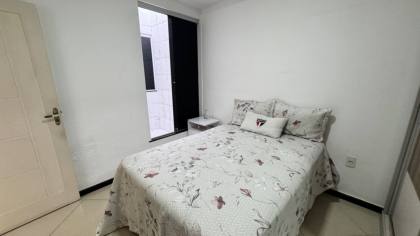 Casa com: 3 quartos, 1 suíte, e muito mais! Na região do Chiara Lubich, próximo a igreja Santa Clara em Itabaiana.