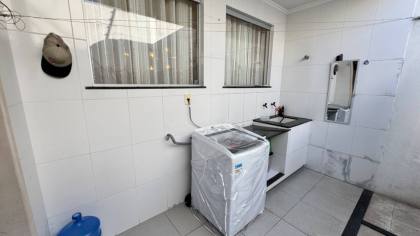 Casa com: 3 quartos, 1 suíte, e muito mais! Na região do Chiara Lubich, próximo a igreja Santa Clara em Itabaiana.
