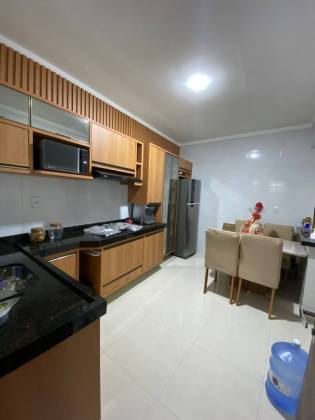 Casa com: 4 quartos, 2 suítes, no bairro Porto em Itabaiana.