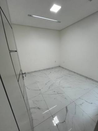 Casa com: 3 quartos, 1 suíte, no Loteamento Chiara em Itabaiana.