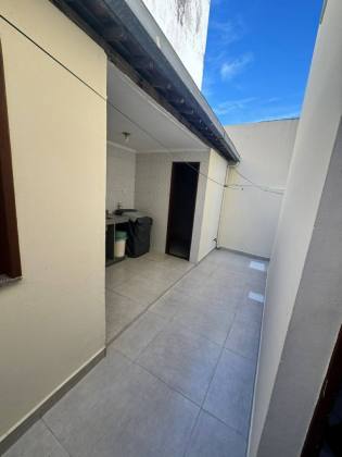 Casa Financiável, com: 5 quartos, 1 suíte, no bairro Serrano em Itabaiana.