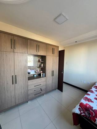 Casa Financiável, com: 5 quartos, 1 suíte, no bairro Serrano em Itabaiana.