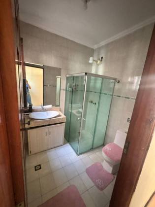 Casa Financiável, com: 5 quartos, 1 suíte, no bairro Serrano em Itabaiana.