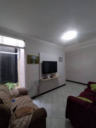 Casa com: 3 quartos, 1 suíte, no bairro Rotary Club em Itabaiana.