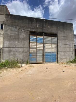 Galpão Comercial  de Ótima Localização na Br - Itabaiana/SE