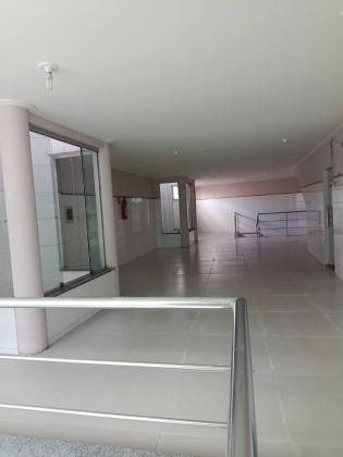 Prédio Comercial no Bairro Serrano – 195m²