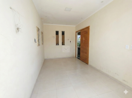 Casa Arejada, com 3 quartos 1 suíte e Bem Localizada no Bairro São Cristóvão!