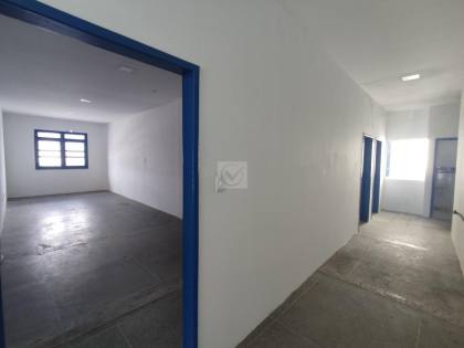 Imóvel Comercial Para Alugar. Com 22 salas. no bairro Serrano, próximo ao Senac em Itabaiana.