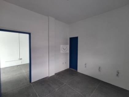 Imóvel Comercial Para Alugar. Com 22 salas. no bairro Serrano, próximo ao Senac em Itabaiana.