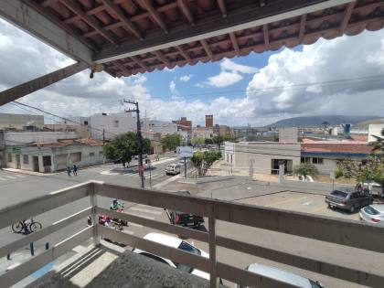 Imóvel Comercial Para Alugar. Com 22 salas. no bairro Serrano, próximo ao Senac em Itabaiana.
