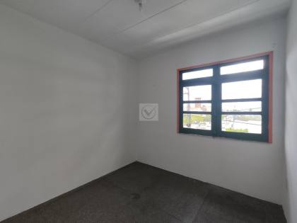 Imóvel Comercial Para Alugar. Com 22 salas. no bairro Serrano, próximo ao Senac em Itabaiana.